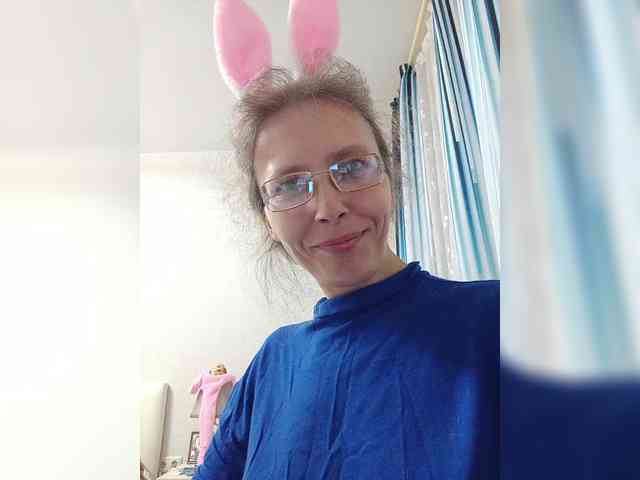 -Queen-Margo- webcam
