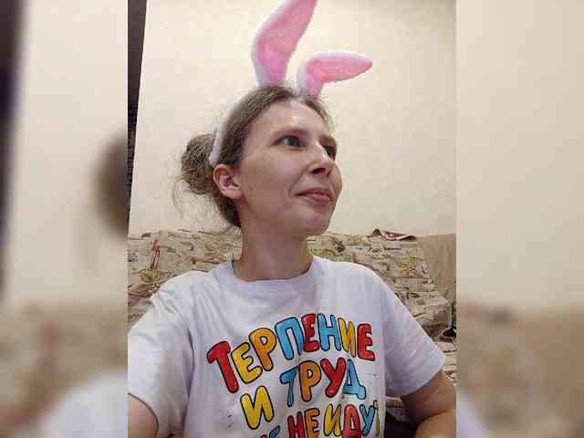 -Queen-Margo- webcam