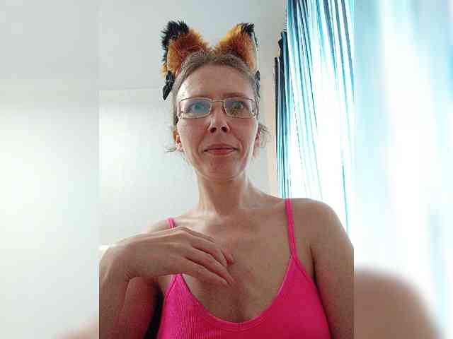 -Queen-Margo- webcam