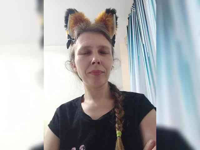 -Queen-Margo- webcam