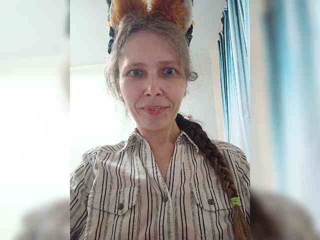 -Queen-Margo- webcam