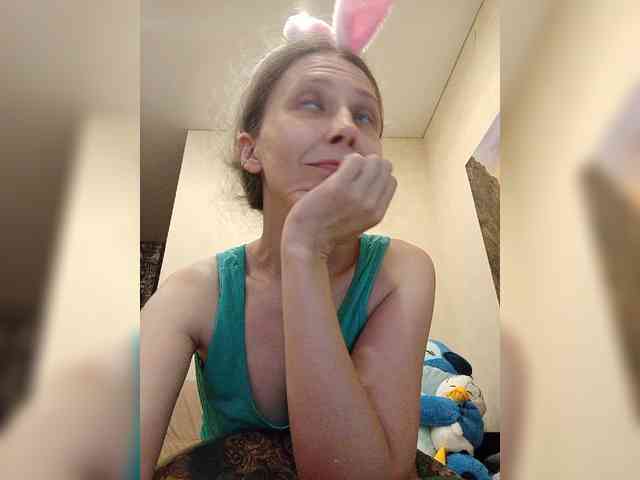 -Queen-Margo- webcam