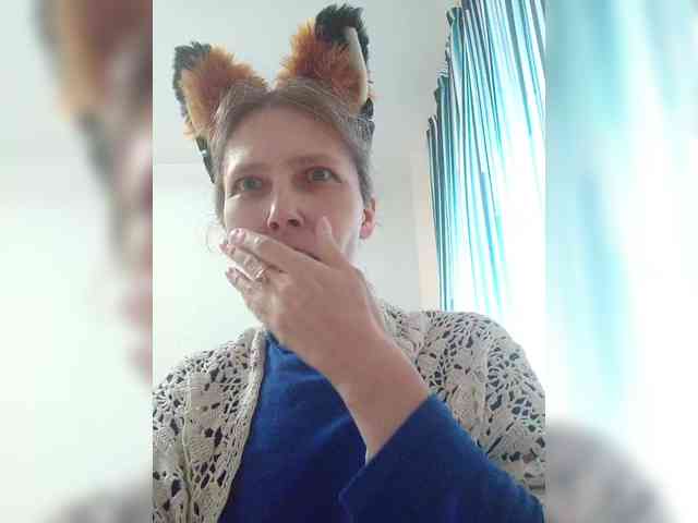 -Queen-Margo- webcam