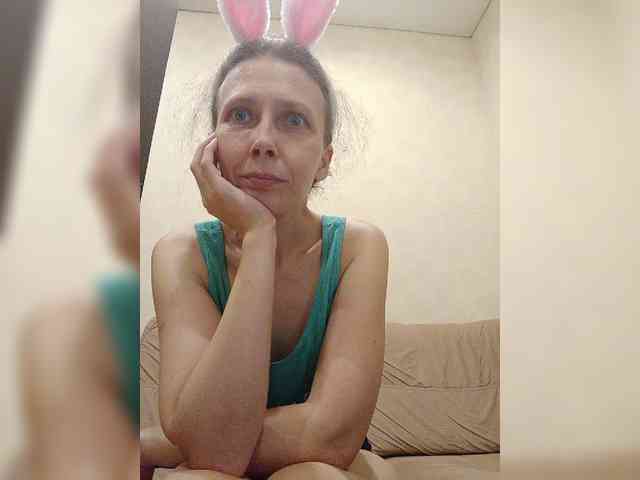 -Queen-Margo- webcam