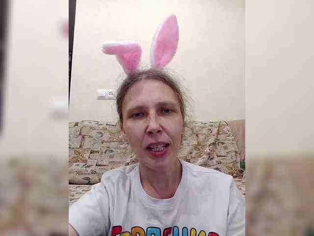 -Queen-Margo- webcam