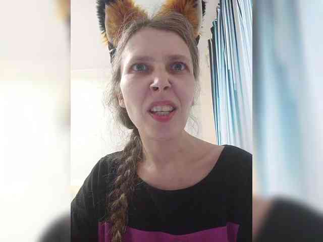 -Queen-Margo- webcam