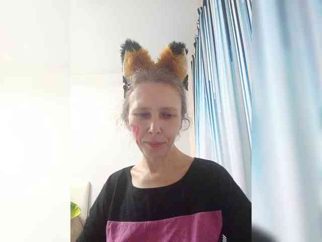 -Queen-Margo- webcam