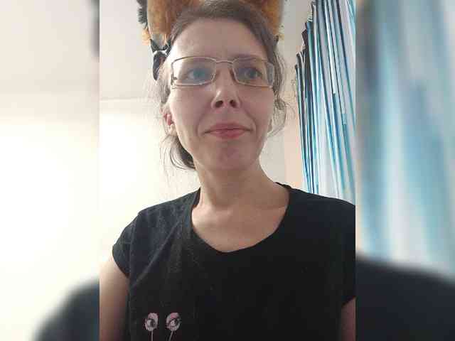 -Queen-Margo- webcam