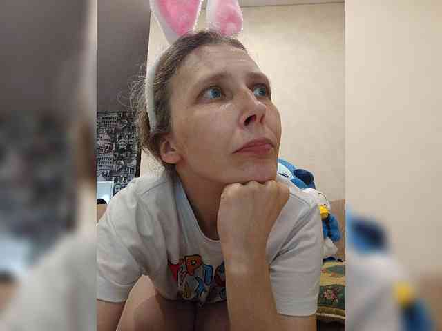 -Queen-Margo- webcam