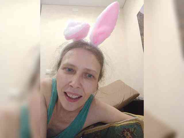 -Queen-Margo- webcam