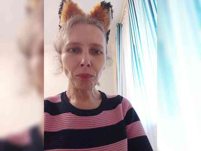 -Queen-Margo- webcam
