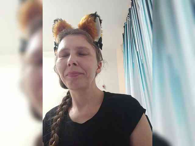 -Queen-Margo- webcam