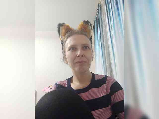 -Queen-Margo- webcam