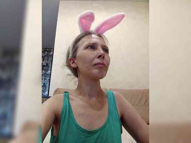 -Queen-Margo- webcam