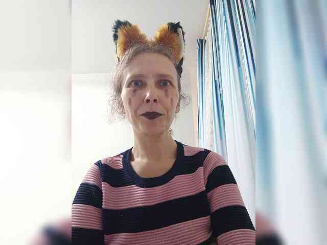 -Queen-Margo- webcam