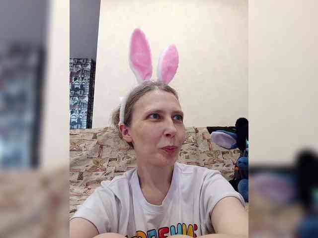-Queen-Margo- webcam