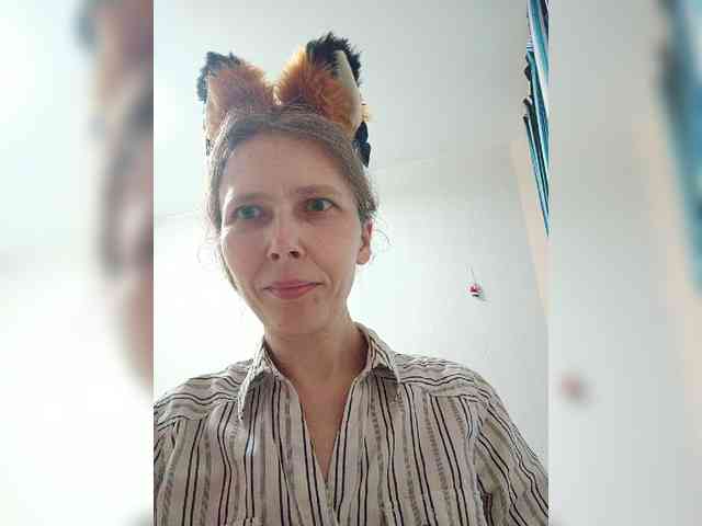 -Queen-Margo- webcam