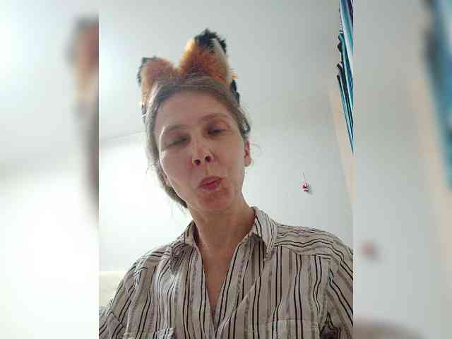 -Queen-Margo- webcam