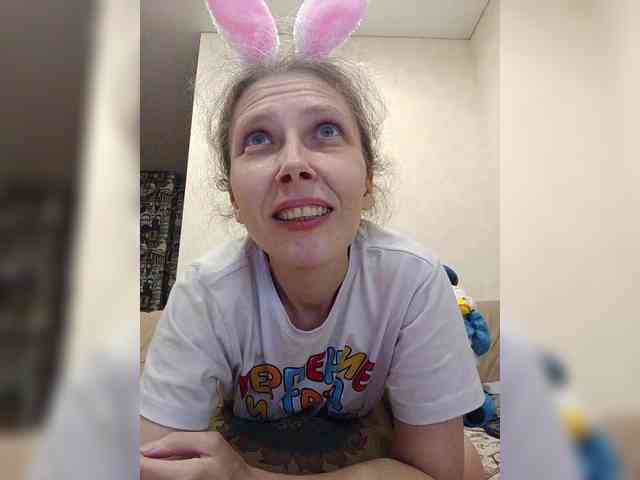 -Queen-Margo- webcam