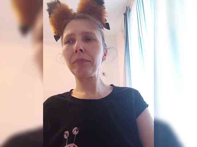 -Queen-Margo- webcam