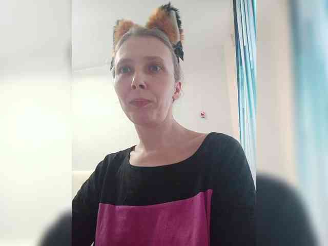 -Queen-Margo- webcam