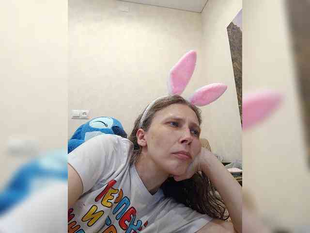 -Queen-Margo- webcam