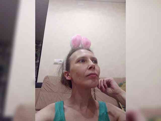 -Queen-Margo- webcam