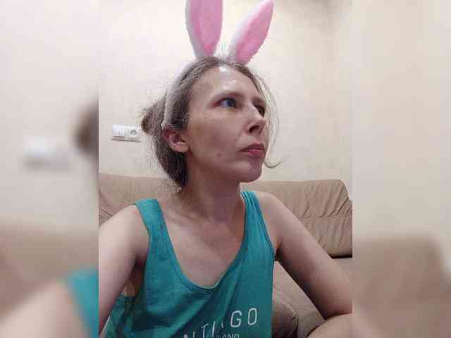 -Queen-Margo- webcam