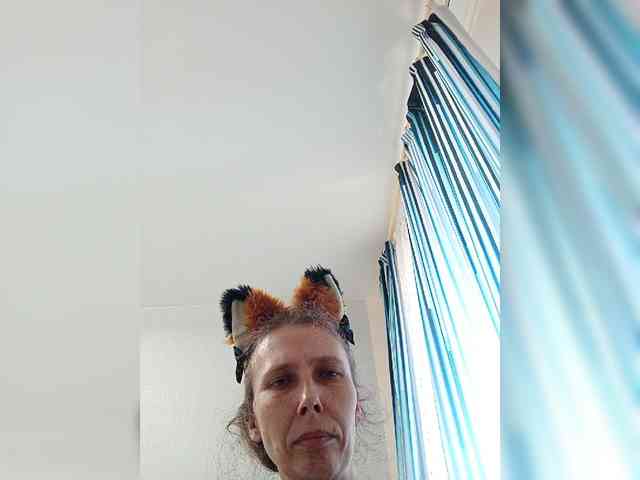 -Queen-Margo- webcam