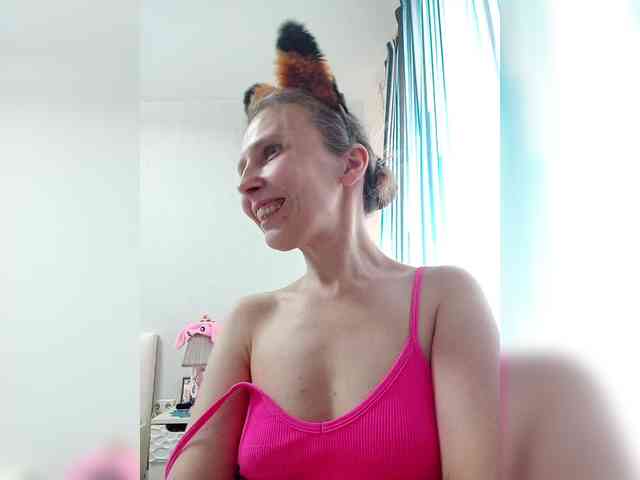 -Queen-Margo- webcam