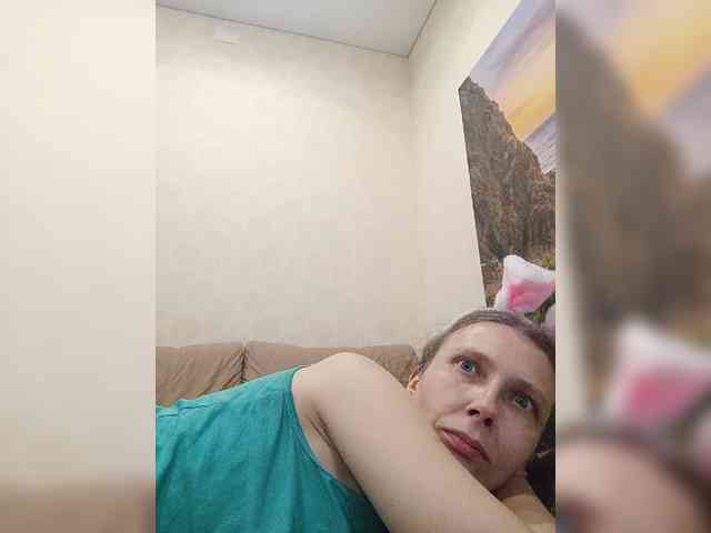 -Queen-Margo- webcam