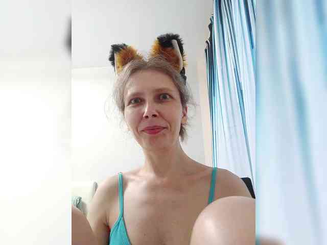 -Queen-Margo- webcam