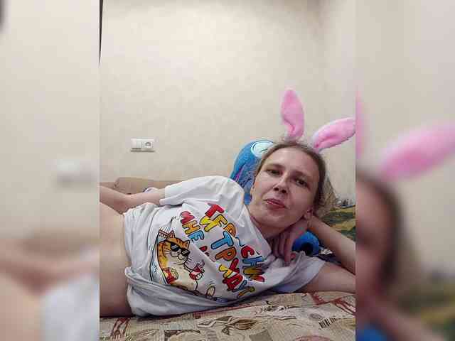 -Queen-Margo- webcam