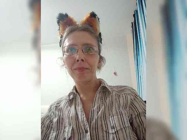 -Queen-Margo- webcam
