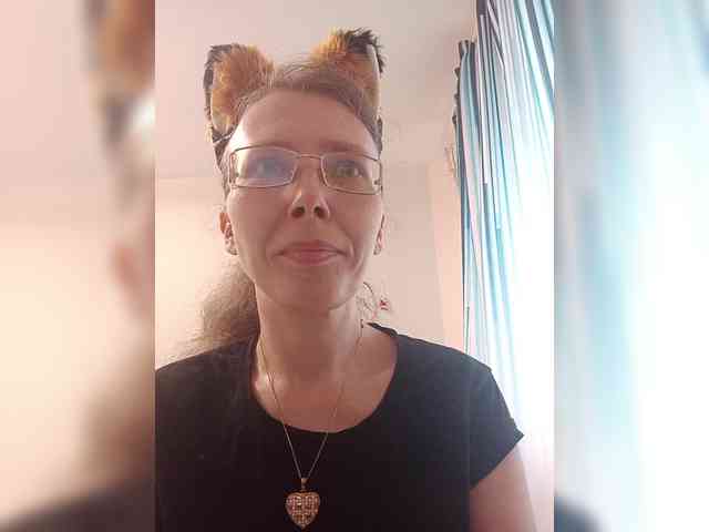 -Queen-Margo- webcam