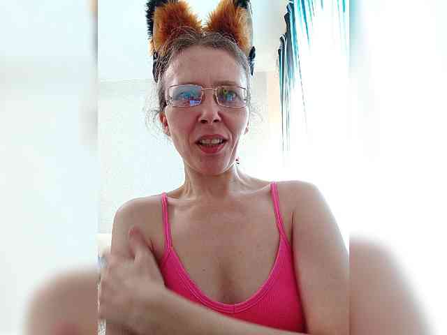 -Queen-Margo- webcam