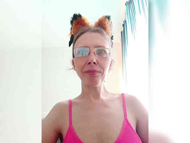 -Queen-Margo- webcam