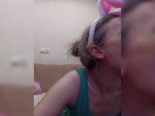 -Queen-Margo- webcam