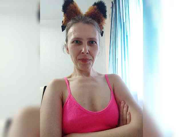 -Queen-Margo- webcam