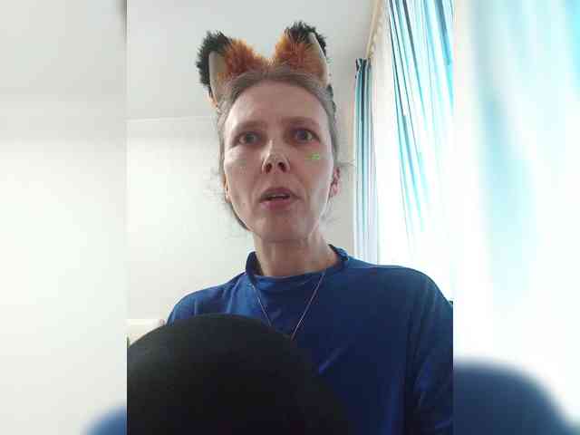 -Queen-Margo- webcam