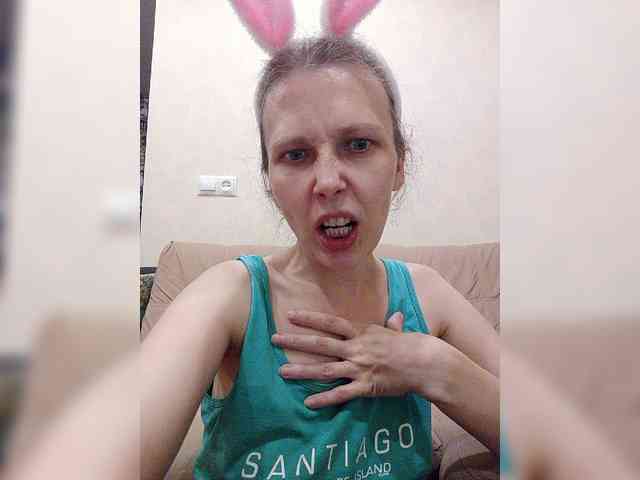 -Queen-Margo- webcam