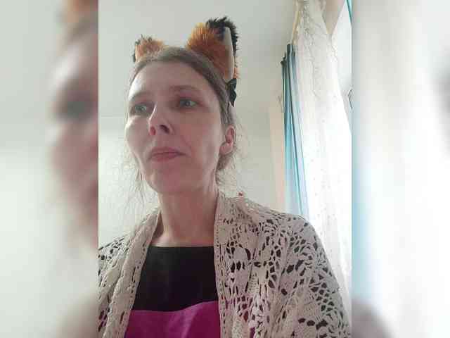 -Queen-Margo- webcam