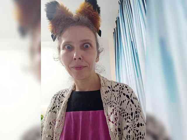 -Queen-Margo- webcam