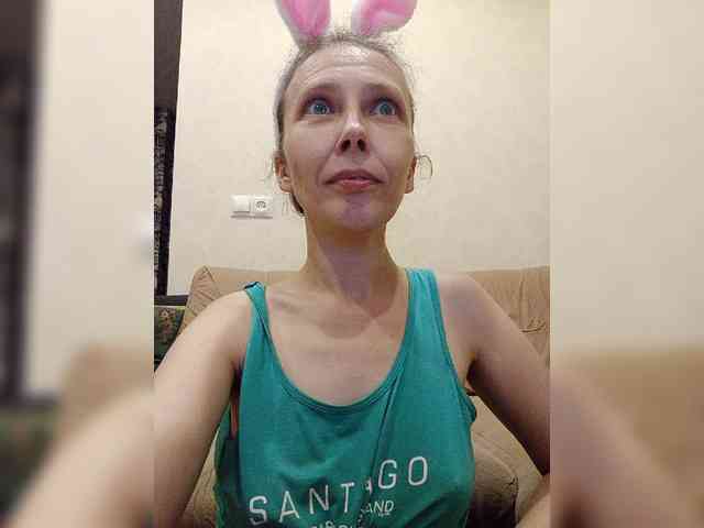 -Queen-Margo- webcam