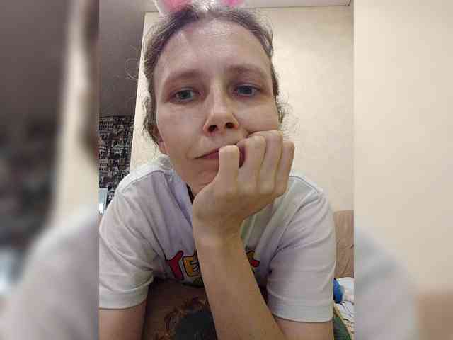 -Queen-Margo- webcam