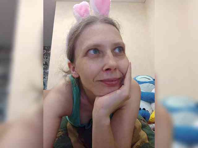 -Queen-Margo- webcam