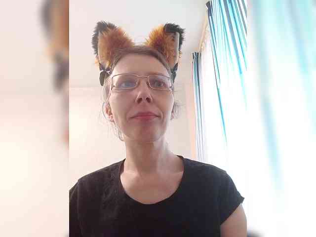 -Queen-Margo- webcam