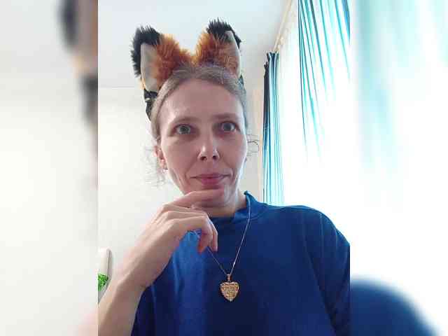 -Queen-Margo- webcam