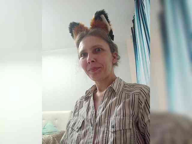 -Queen-Margo- webcam