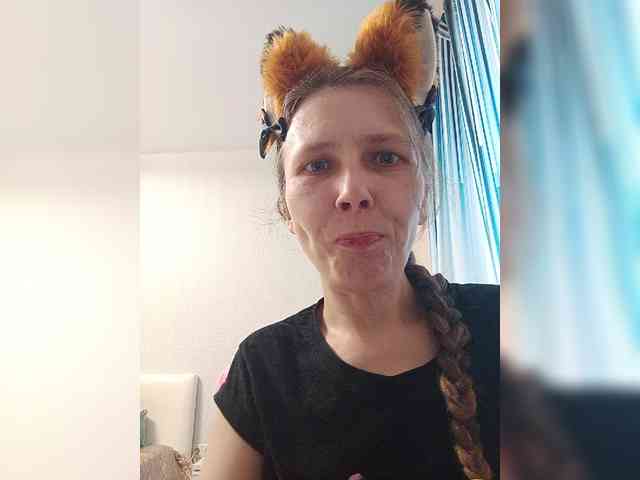 -Queen-Margo- webcam